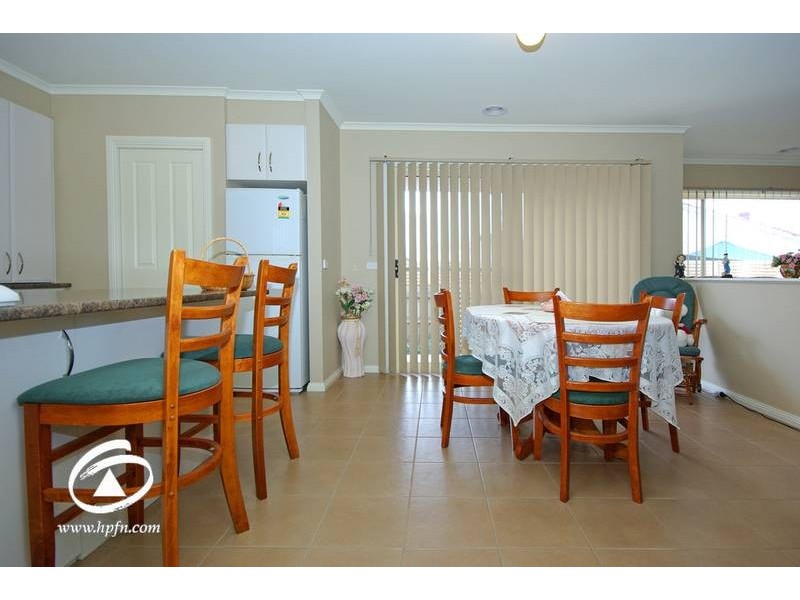 20A Hampton Drive, Hampton Park VIC 3976