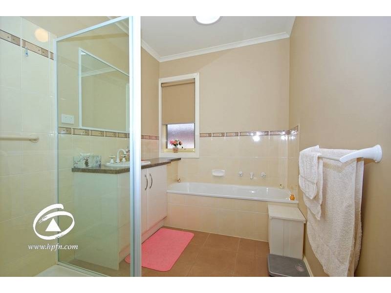 20A Hampton Drive, Hampton Park VIC 3976