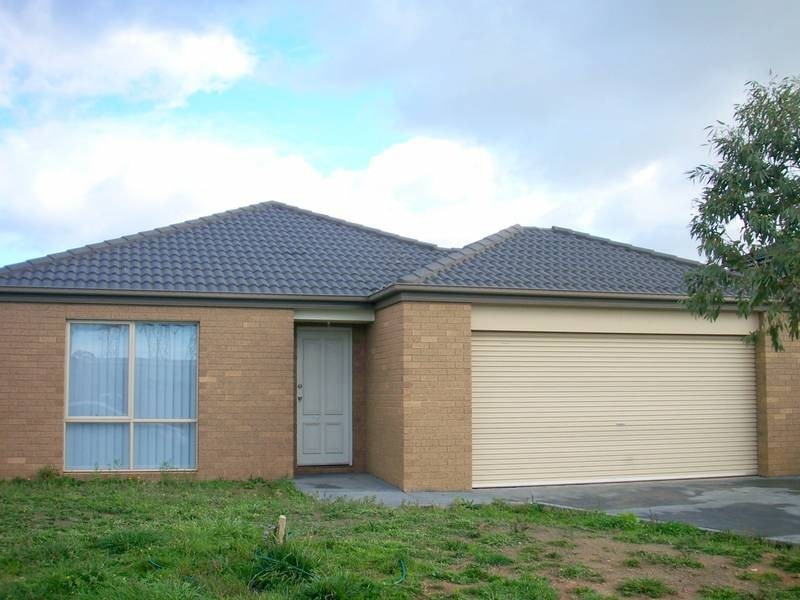 3 Rudd Court, Lynbrook VIC 3975