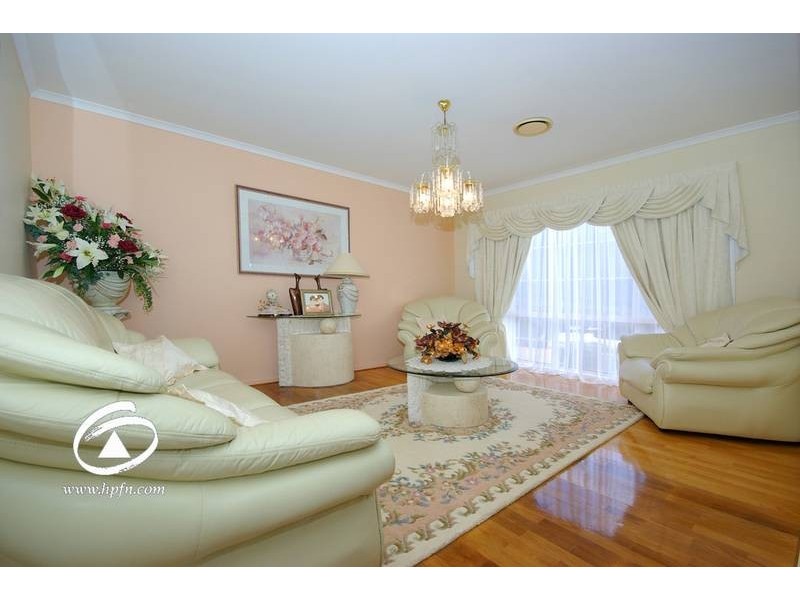 10 Stratus Court, Hampton Park VIC 3976