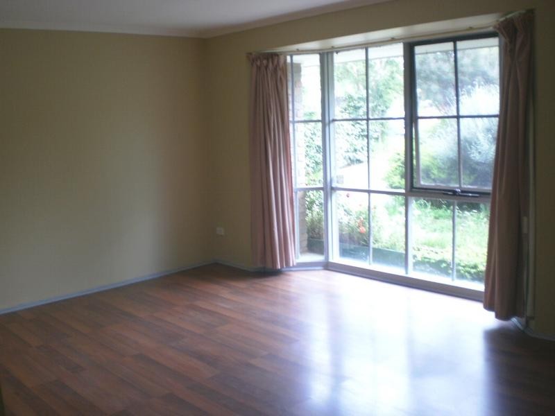 26 Warana Drive, Hampton Park VIC 3976