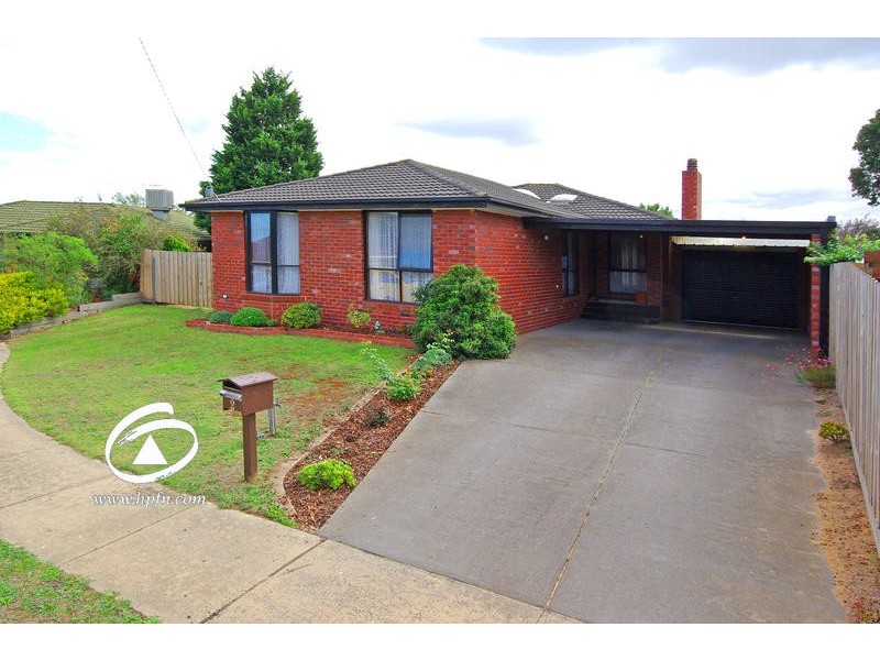 2 Hughes Court, Hampton Park VIC 3976