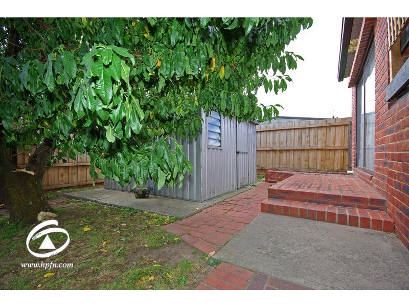 2 Hughes Court, Hampton Park VIC 3976