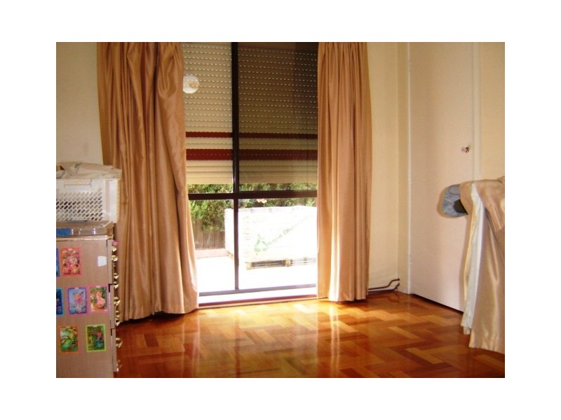 25 General Joshua Drive, Hampton Park VIC 3976