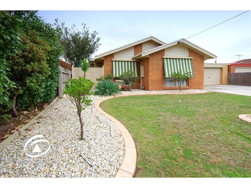 8 Templer Avenue, Hampton Park VIC 3976