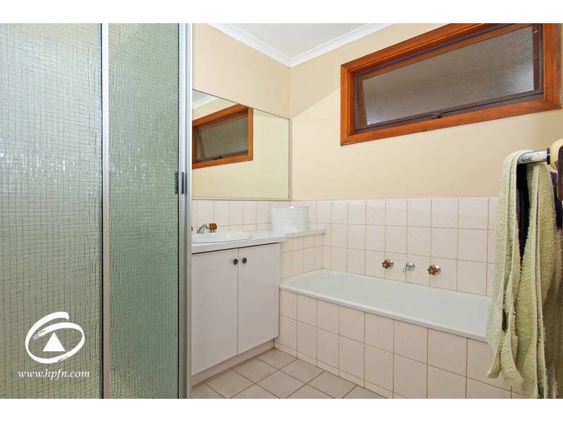 8 Templer Avenue, Hampton Park VIC 3976