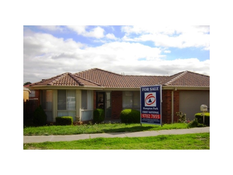 80 Strabane Way, Hampton Park VIC 3976