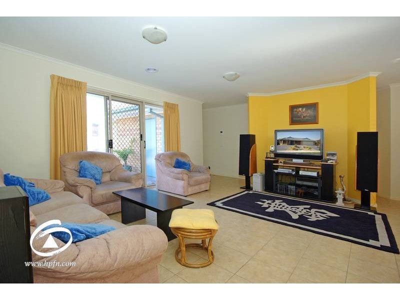 18 Henning Avenue, Lynbrook VIC 3975