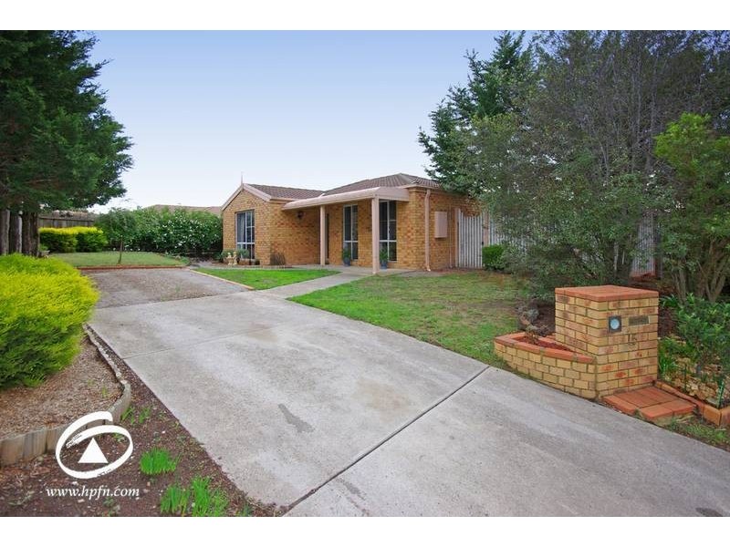 15 Cornell Place, Hampton Park VIC 3976
