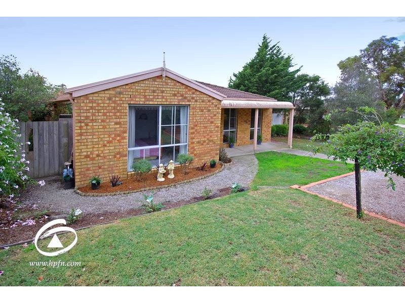 15 Cornell Place, Hampton Park VIC 3976