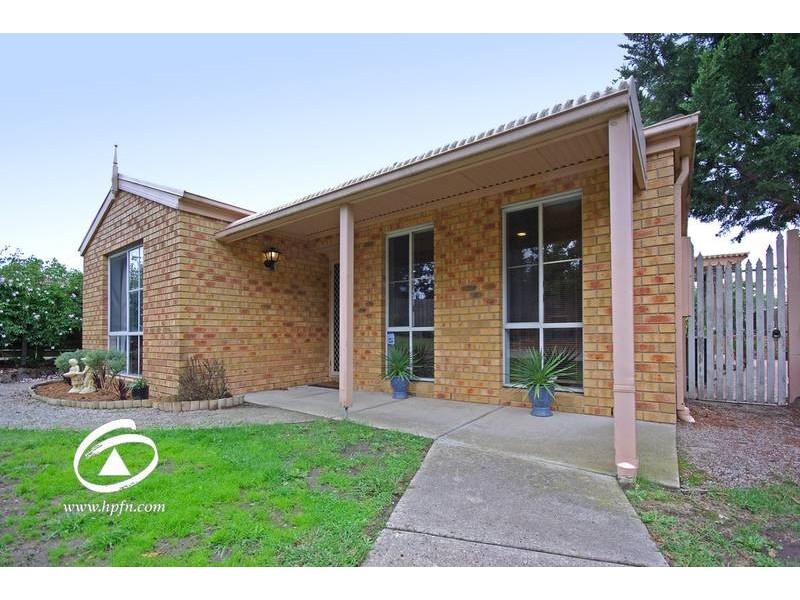 15 Cornell Place, Hampton Park VIC 3976