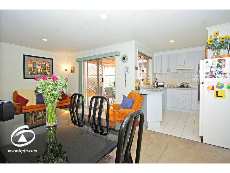 15 Cornell Place, Hampton Park VIC 3976