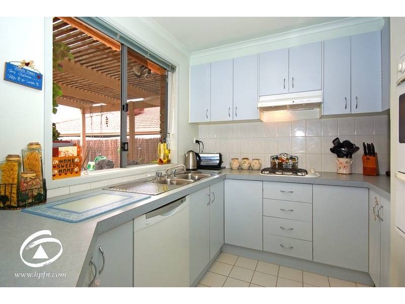 15 Cornell Place, Hampton Park VIC 3976