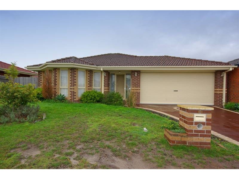12 Neesan Court, Hampton Park VIC 3976