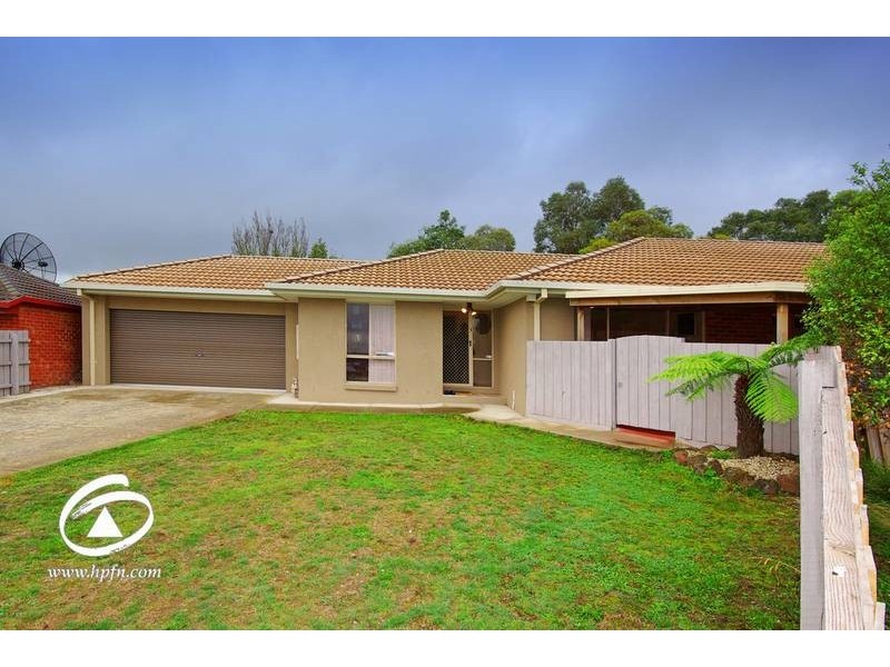 11 Nimbus Court, Hampton Park VIC 3976