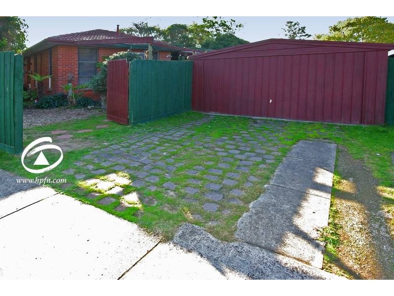 2 Silvan Grove, Hampton Park VIC 3976