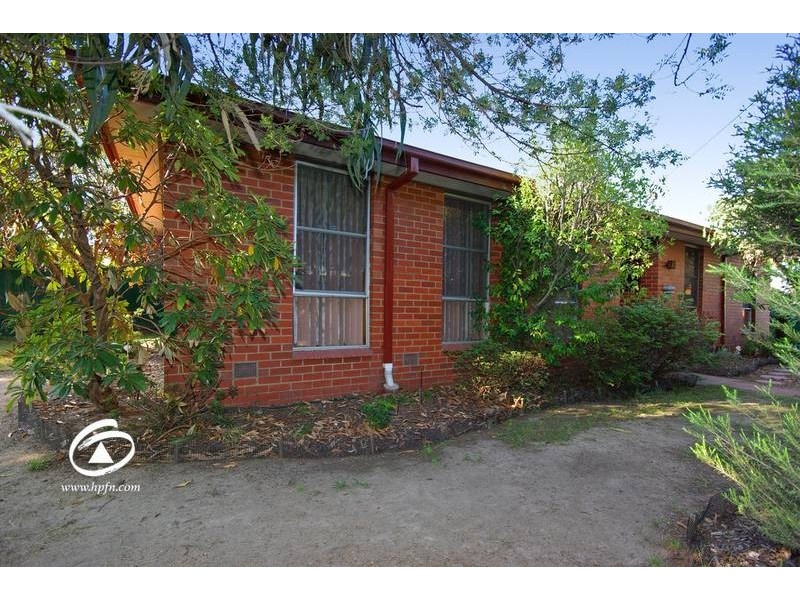 2 Silvan Grove, Hampton Park VIC 3976