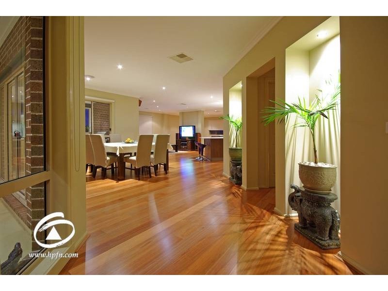 11 Canadian Maple Place, Lyndhurst VIC 3975