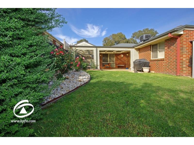6 Chauncy Way, Lynbrook VIC 3975