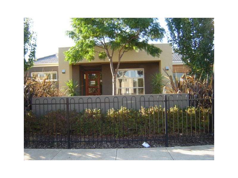 Lot 12, 24 Fallingwater Drive, Pakenham VIC 3810