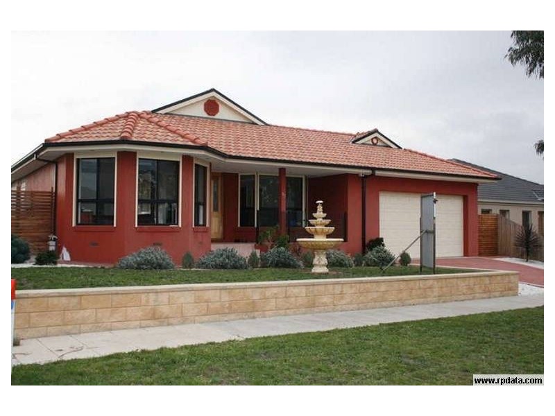 23 Elliott Parade, Lynbrook VIC 3975