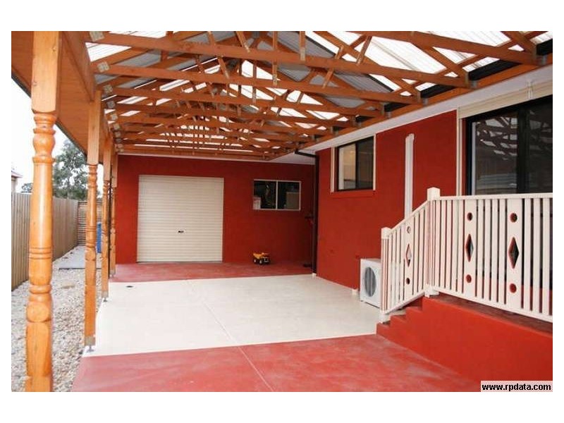 23 Elliott Parade, Lynbrook VIC 3975