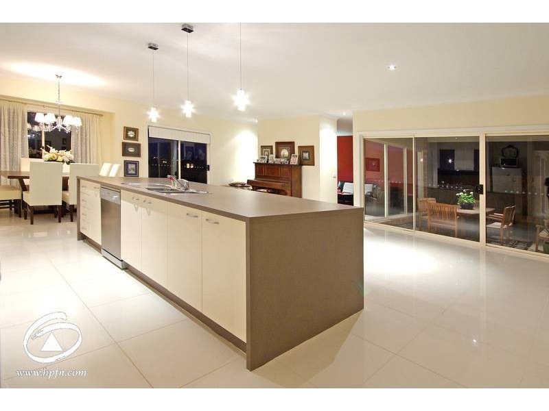 20 Canadian Maple Place, Lyndhurst VIC 3975