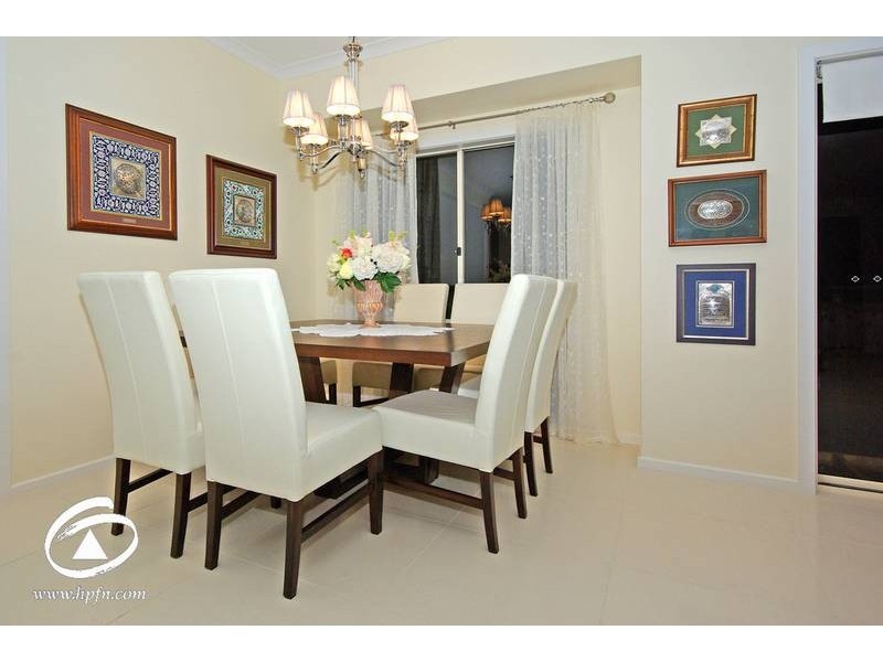 20 Canadian Maple Place, Lyndhurst VIC 3975