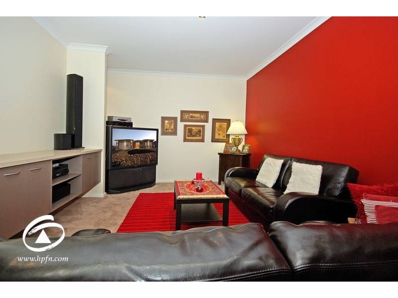 20 Canadian Maple Place, Lyndhurst VIC 3975