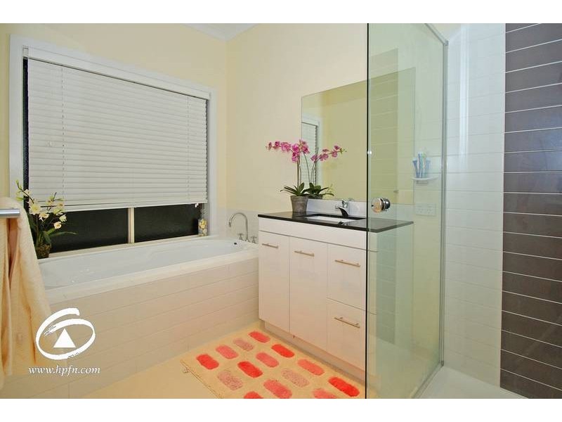 20 Canadian Maple Place, Lyndhurst VIC 3975