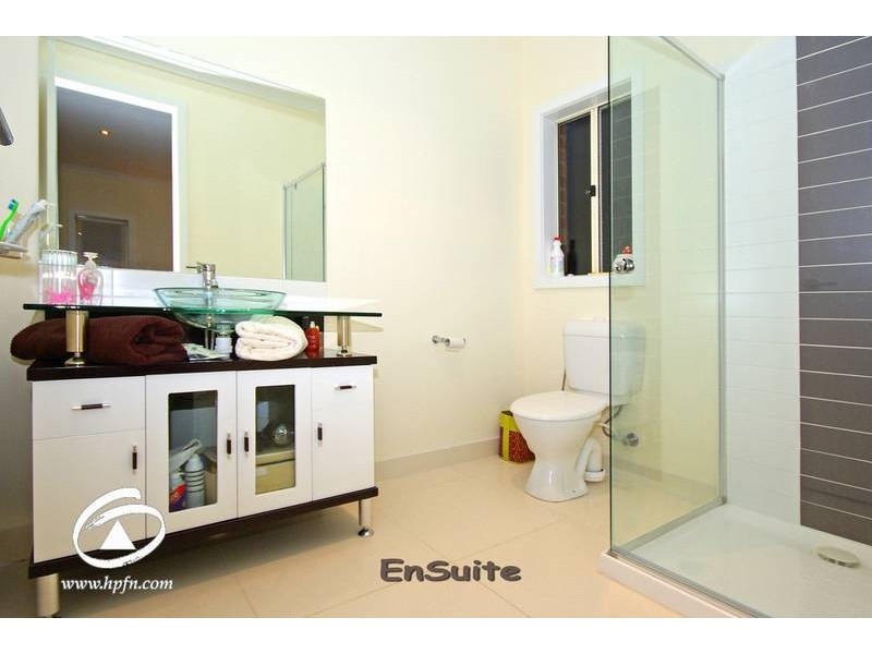 20 Canadian Maple Place, Lyndhurst VIC 3975