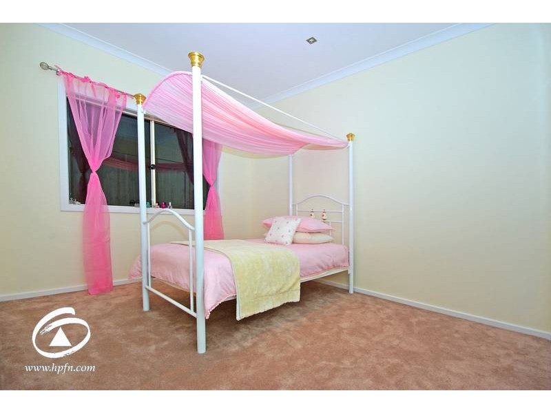 20 Canadian Maple Place, Lyndhurst VIC 3975