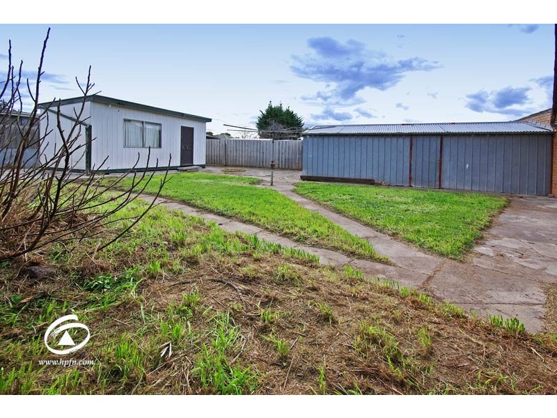 37 Parkland Avenue, Hampton Park VIC 3976