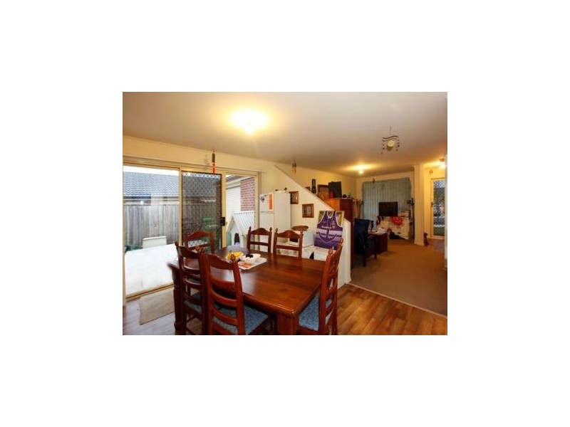 6 Tipperary Circuit, Pakenham VIC 3810