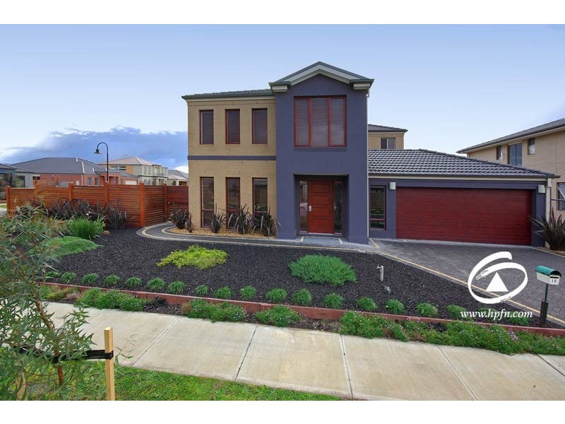 16 Saltbush Ave, Lyndhurst VIC 3975
