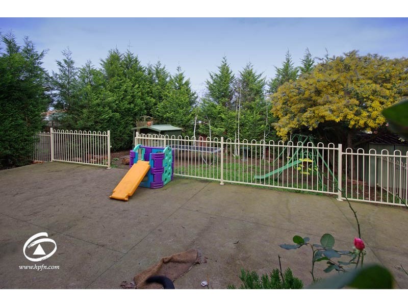 10 Lauren Drive, Hampton Park VIC 3976