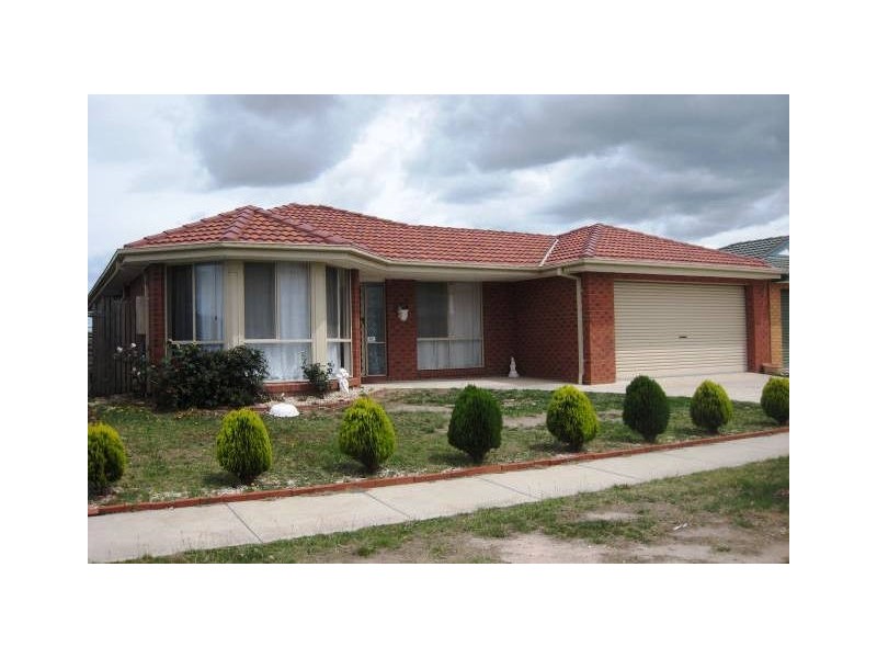 31 Karoonda Way, Hampton Park VIC 3976