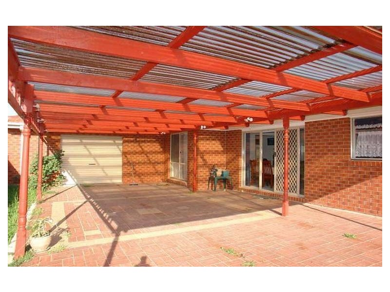 31 Karoonda Way, Hampton Park VIC 3976