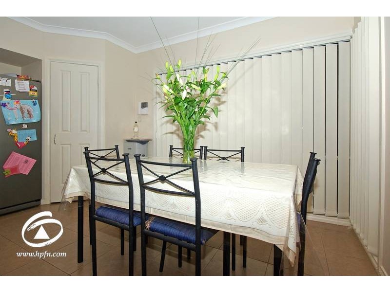 77 Elliott Parade, Lynbrook VIC 3975