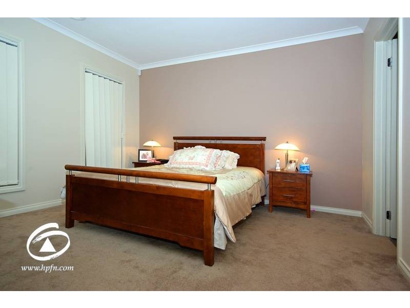 77 Elliott Parade, Lynbrook VIC 3975