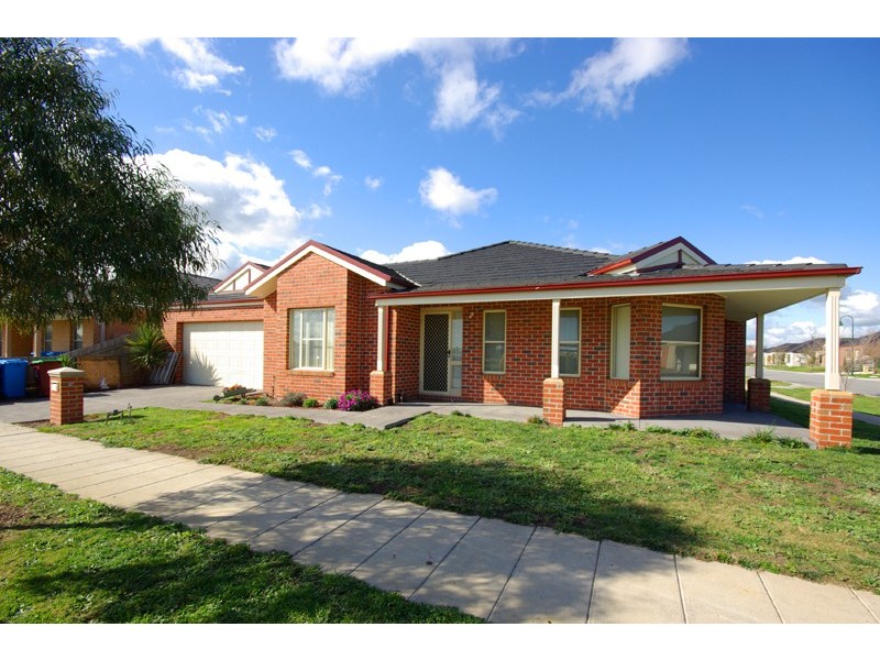 6 Henning Avenue, Lynbrook VIC 3975