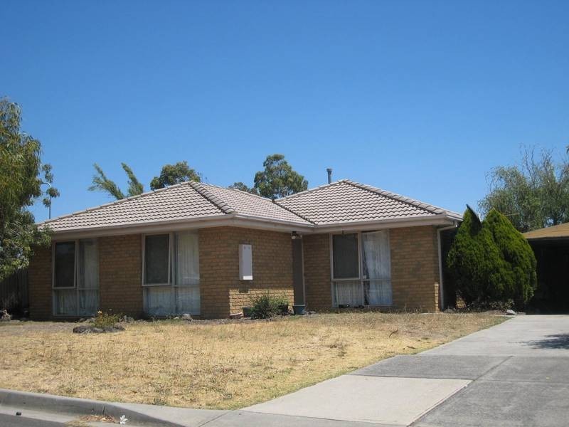 1 Longford Close, Hampton Park VIC 3976