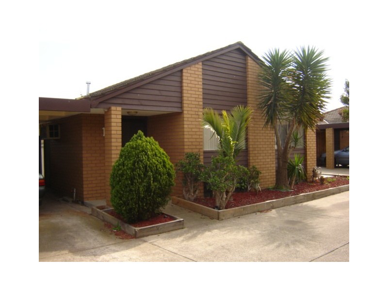 13/10 Tarene Street, Dandenong South VIC 3175