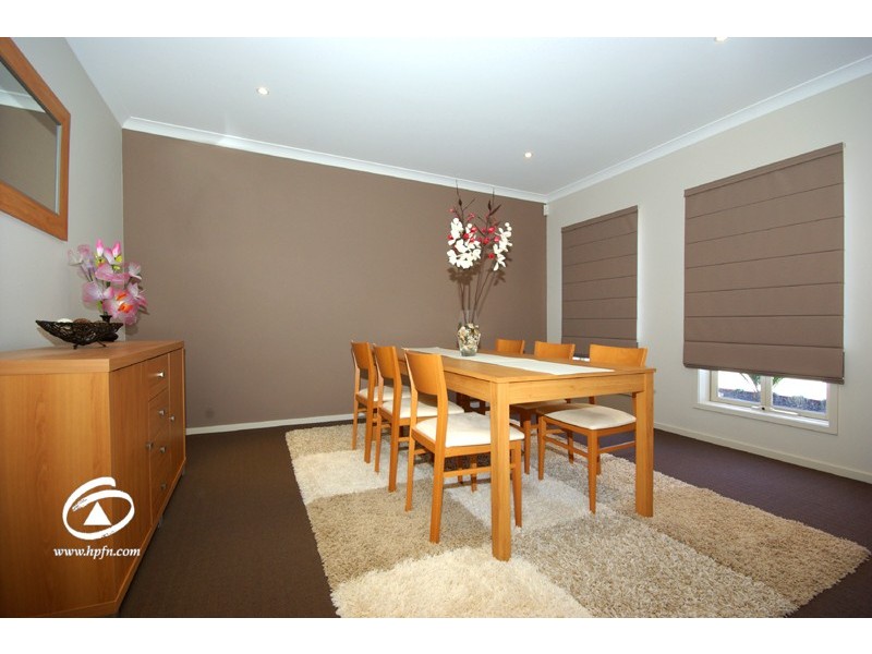 11 Carabeen Way, Lyndhurst VIC 3975