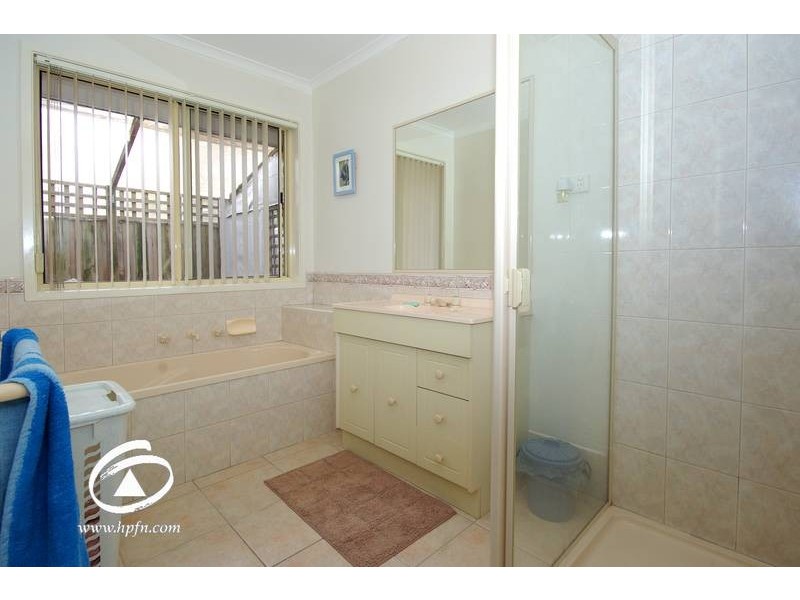 23 Dutton Close, Lynbrook VIC 3975