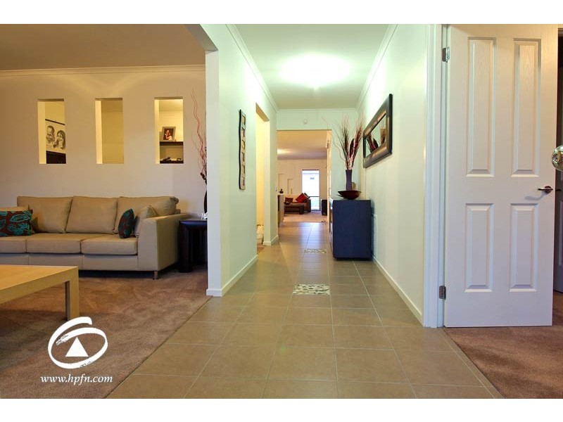 13 Tetrabine Way, Lyndhurst VIC 3975