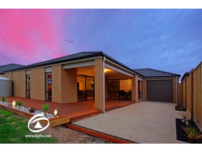 13 Tetrabine Way, Lyndhurst VIC 3975