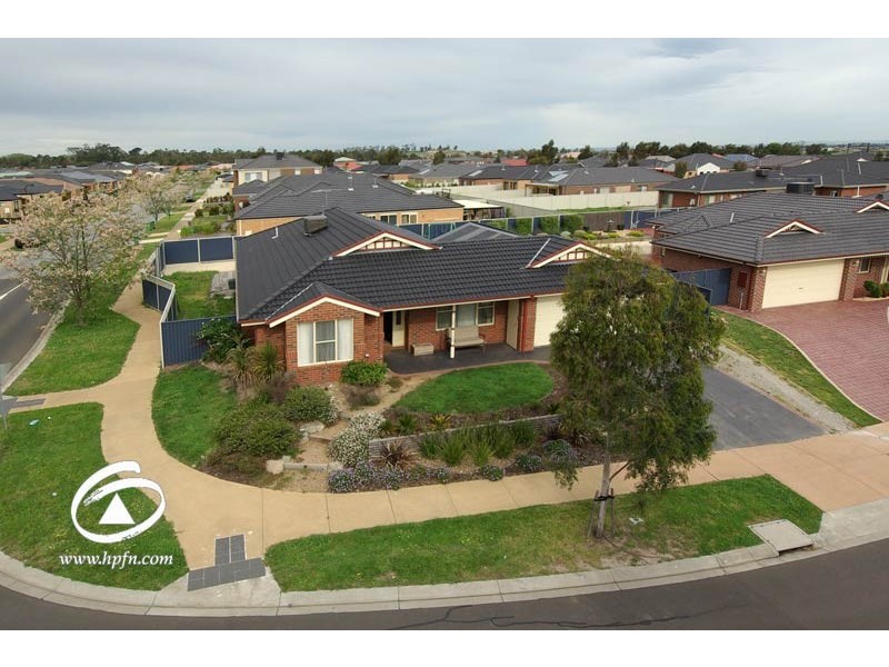 1 Stringy Bark Circuit, Pakenham VIC 3810