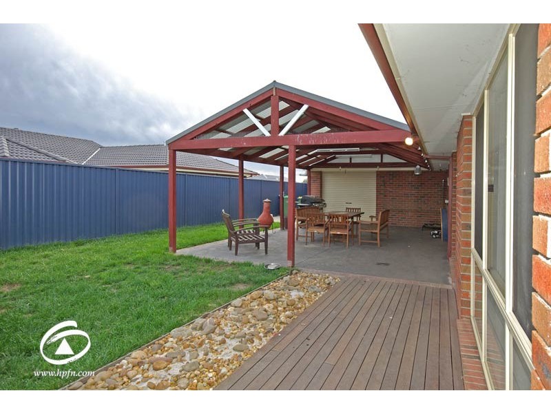 1 Stringy Bark Circuit, Pakenham VIC 3810
