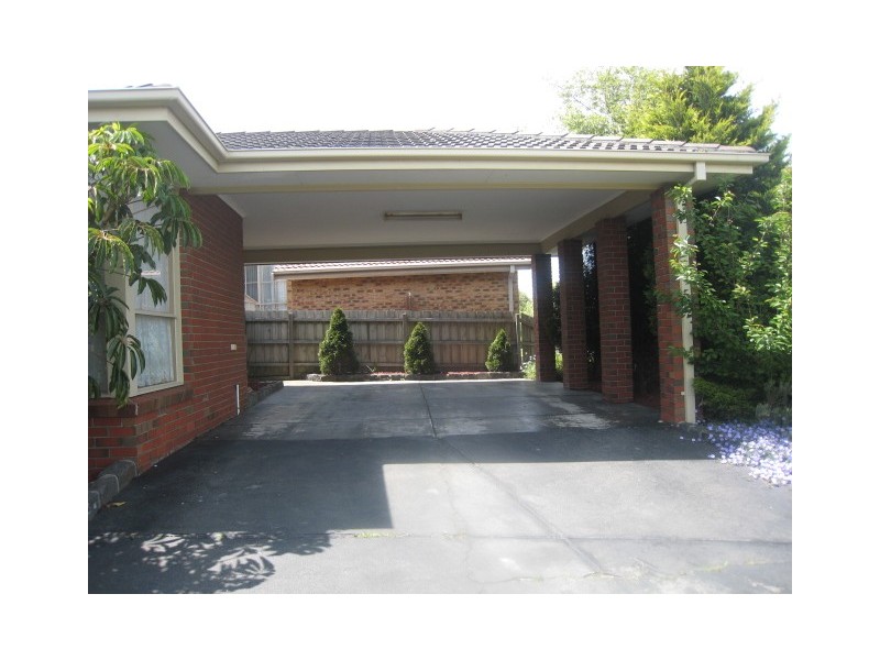 3 Fernshaw Gardens, Hallam VIC 3803